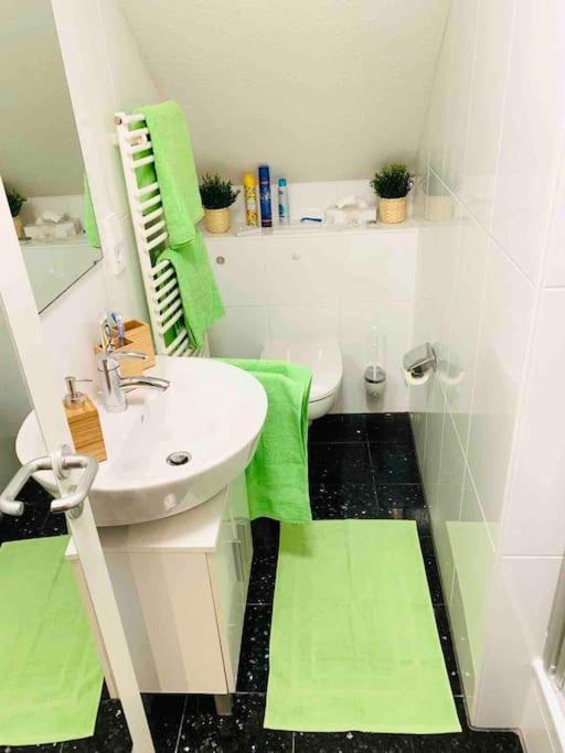 Appartement Gemuetliches Nest Mitten In *